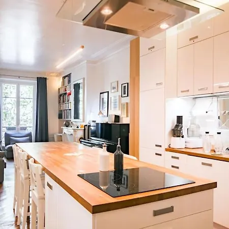 4 Family And Air-conditioned * Paris